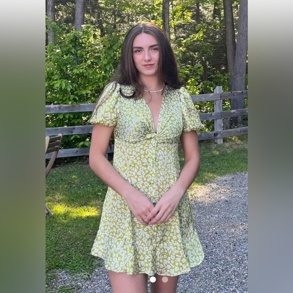 🛍️BEAUTIFUL SATIN EFFECT ZARA NEW DRESS SIZE SMALL - Picture 1 of 8